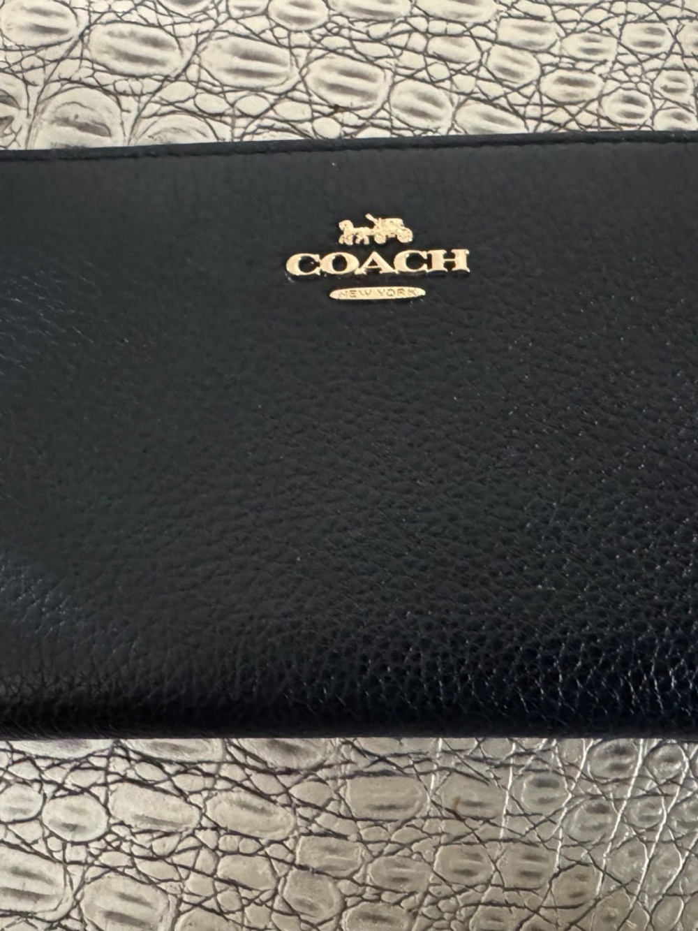 Coach medium zip up wallet, black - Picture 2 of 6